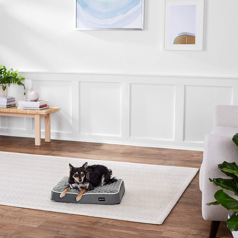 AmazonBasics - Cama para mascota de espuma ergonómica, 38 x 51 cm