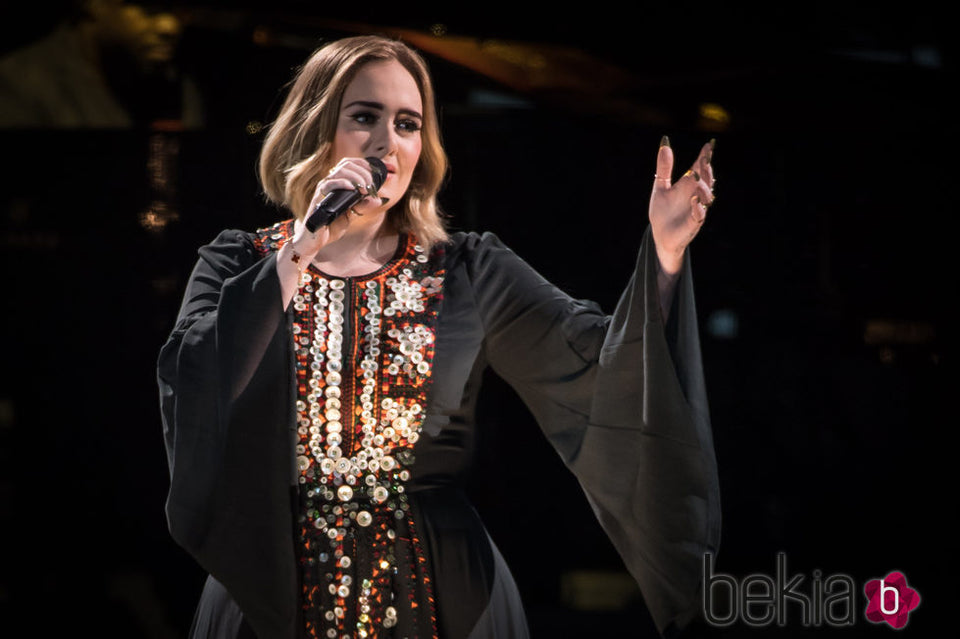 Adele en una estrella completamente renovada